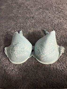 Used PINK Victoria’s Secret blue lace with pink interior size 38DD bra